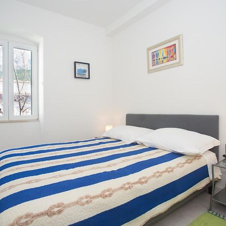 Beach Apartment Renco Sumpetar Eksteriør bilde